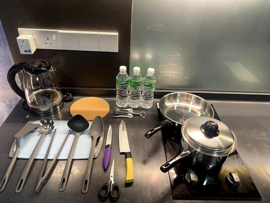 Apartment Stylish Near Mid Valley *