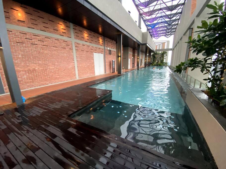 Stylish Near Mid Valley Pangsapuri *
