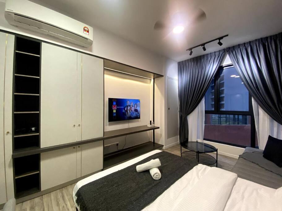 Stylish Near Mid Valley *